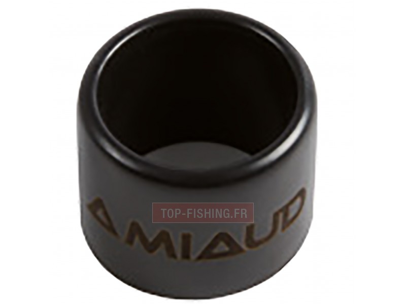 embout-haut-pour-porte-canne-tangon-noir.jpg