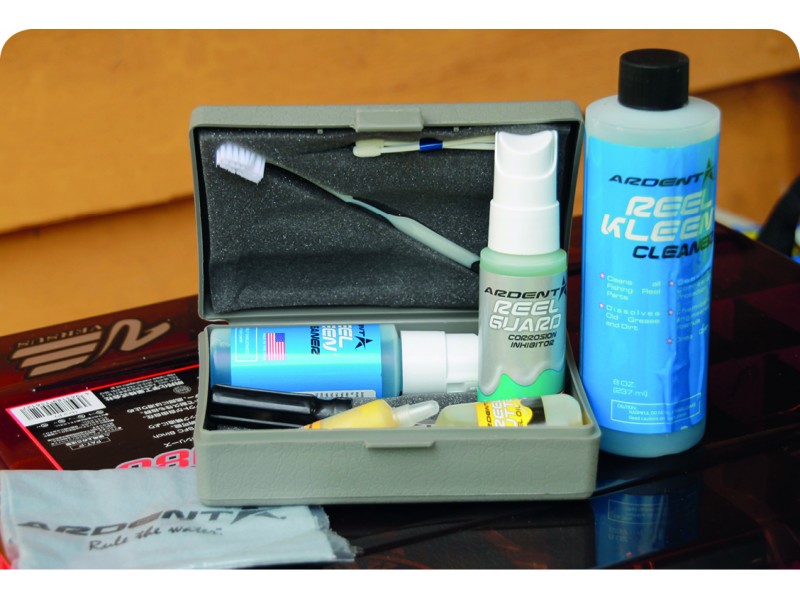 kit-de-nettoyage-ardent-pour-moulinet-riviere-2.jpg