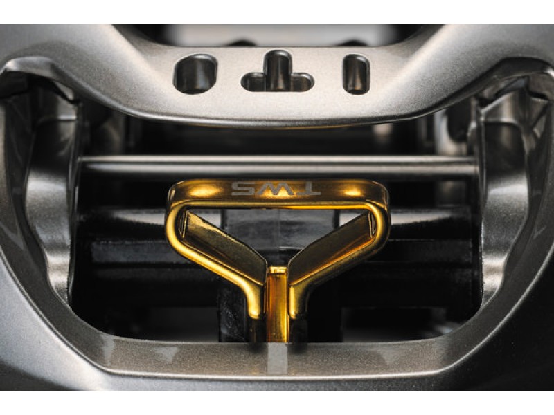 moulinet-megabass-rhodium-2.jpg