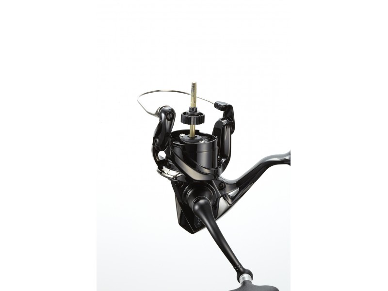 moulinet-shimano-sustain-fi-6.jpg