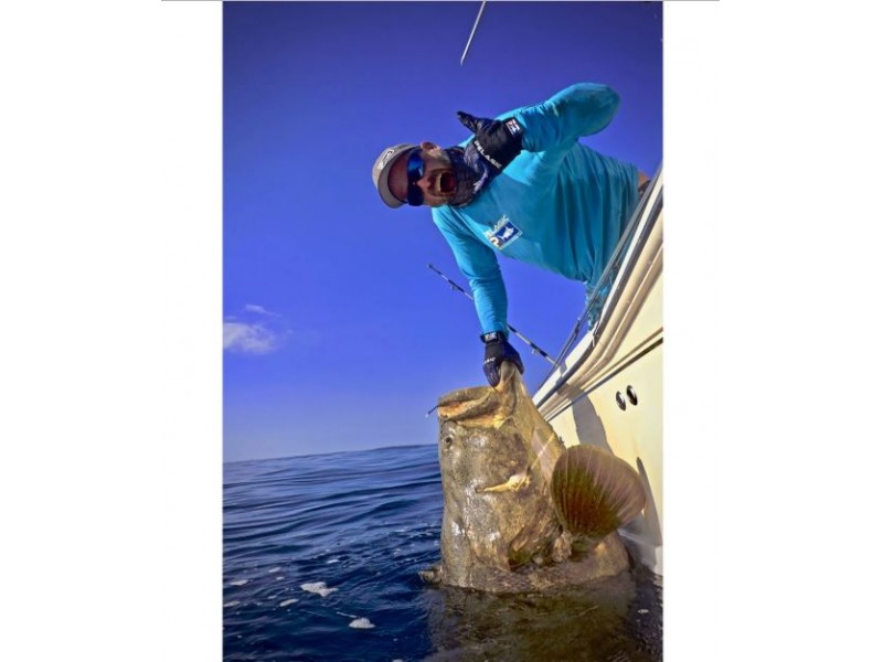 t-shirt-pelagic-aquatek-couleur-aqua-3.jpg