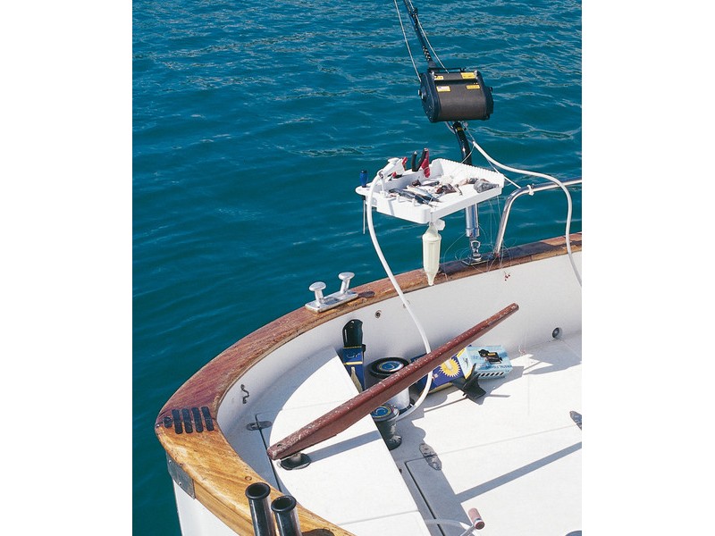 table-d-eschage-kristal-fishing-console-3.jpg