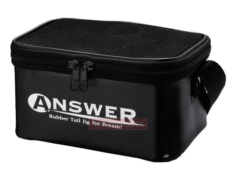 trousse-shout-answer-washable-bag.jpg