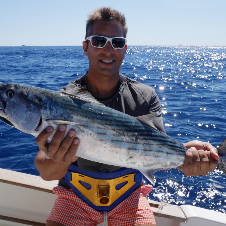 Nous verrons dans un prochain article comment Fabien Harbers pêche les thons rouges au downrigger !